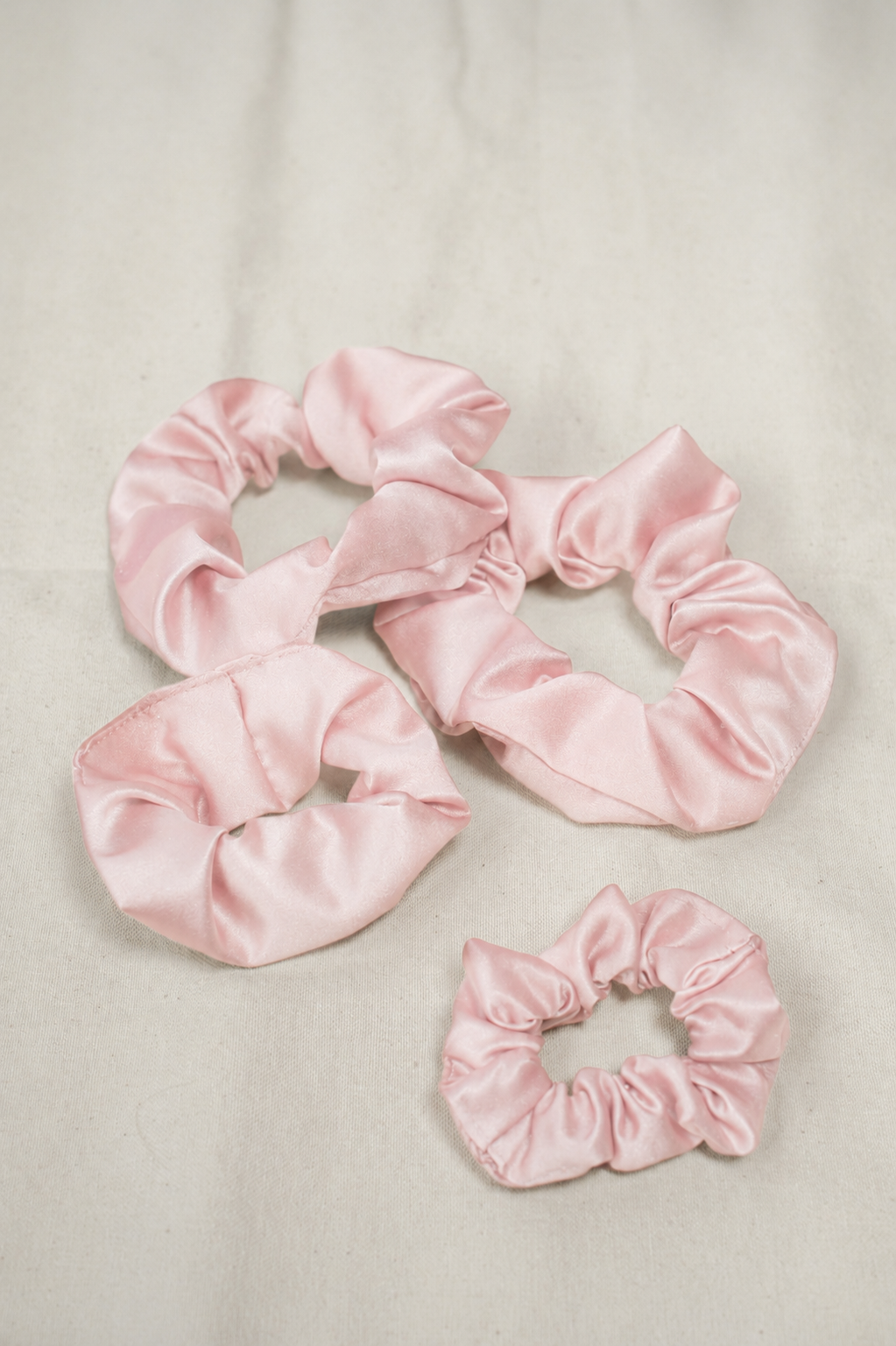 Scrunchie de Cetim - Pack 2 Unidades