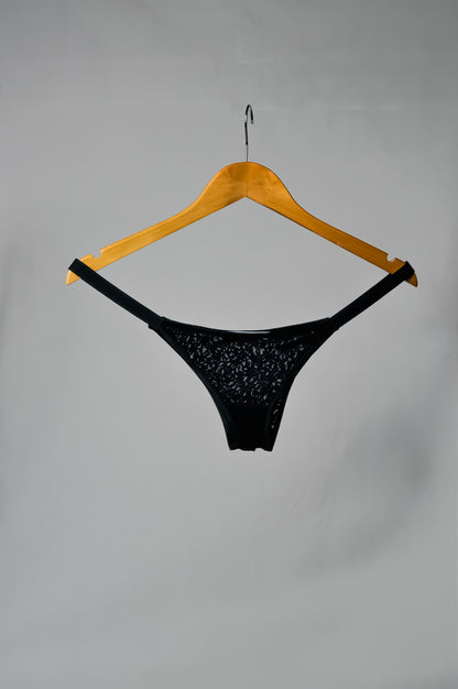 Tanga Renda Fatale