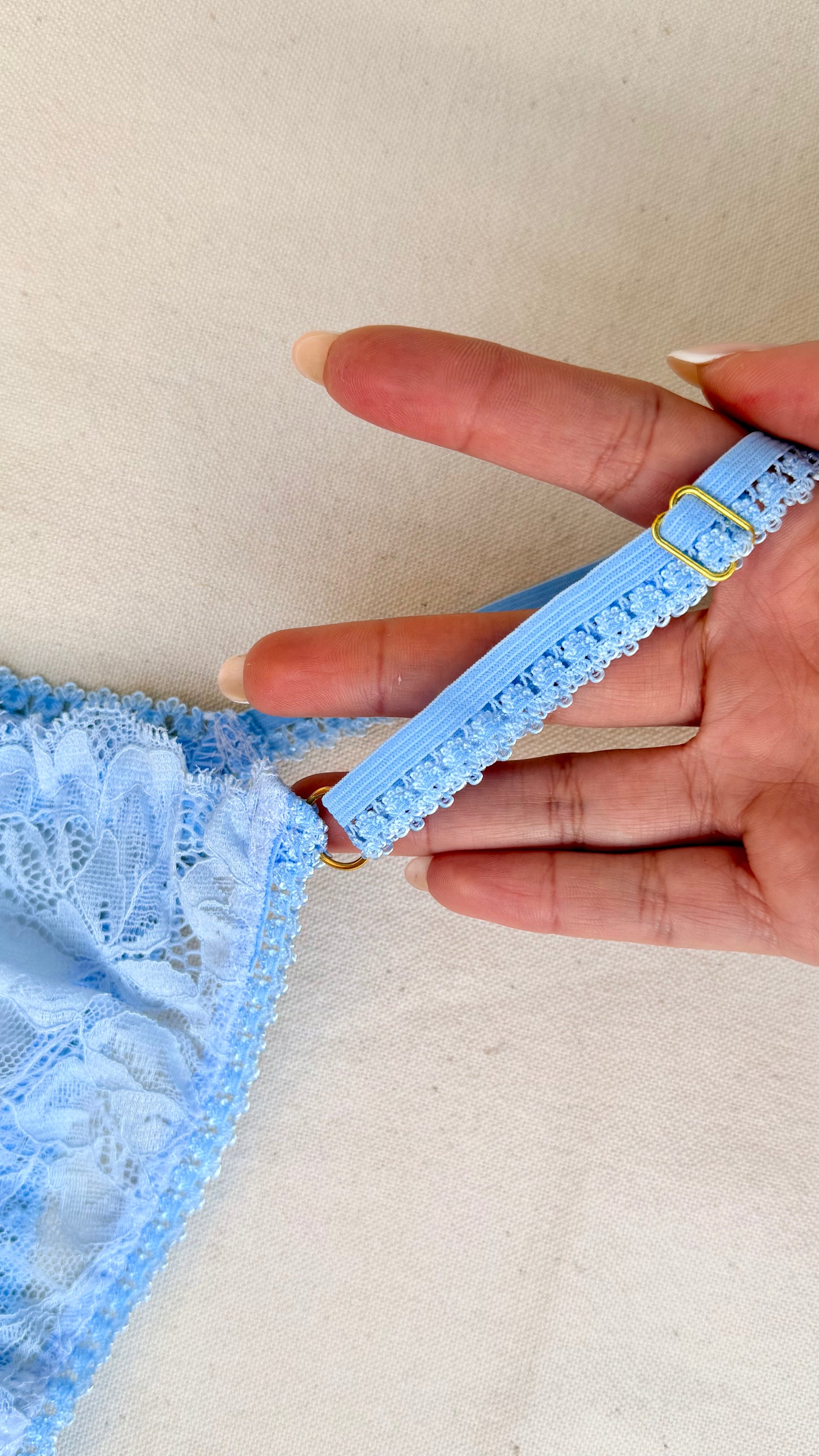 Pack 2 Calcinhas Fio Dental em Renda Primavera | Azul Bebé e Rosa Bebé com Ajuste Flexível