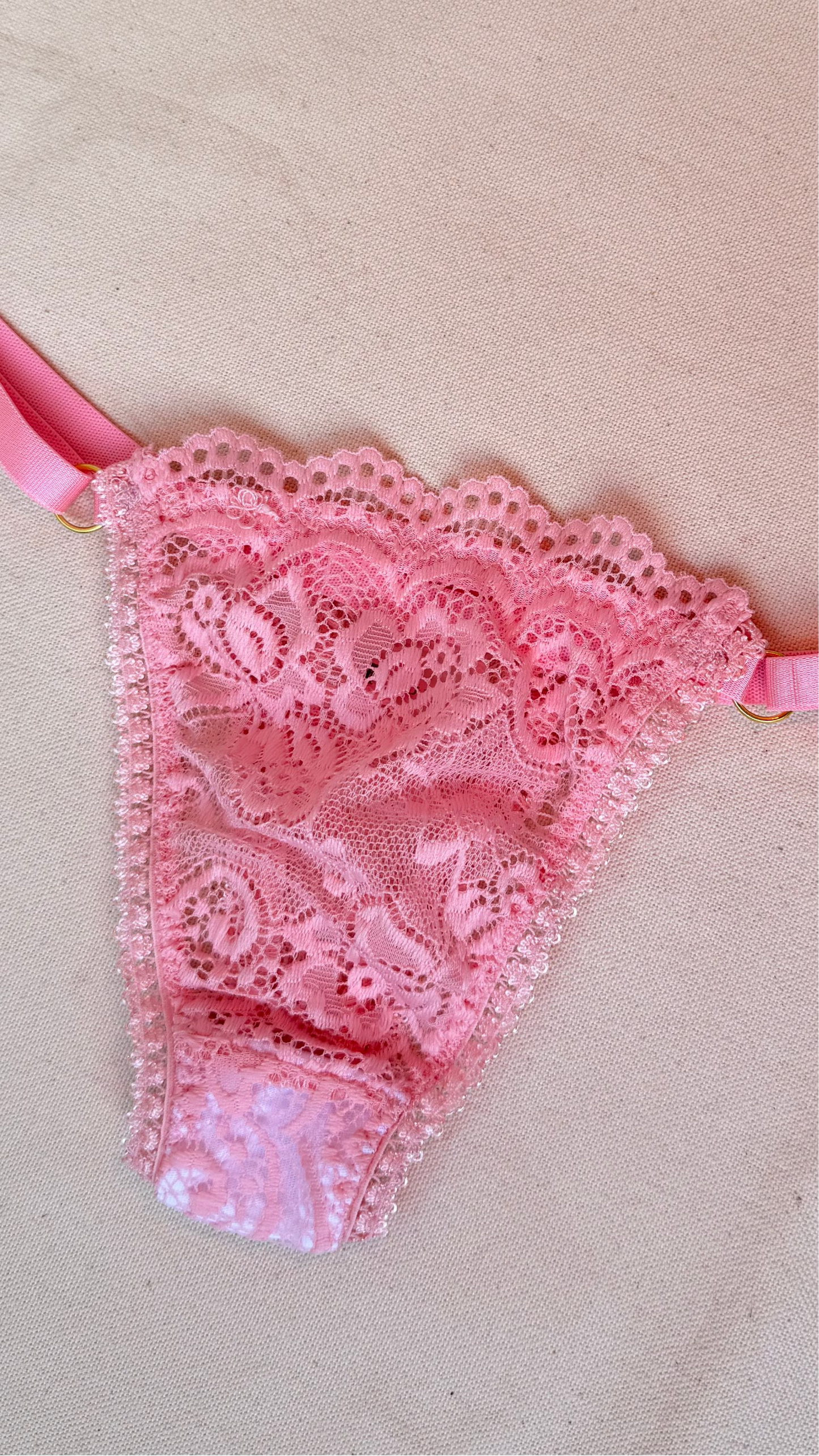 Pack 2 Calcinhas Fio Dental em Renda Primavera | Azul Bebé e Rosa Bebé com Ajuste Flexível