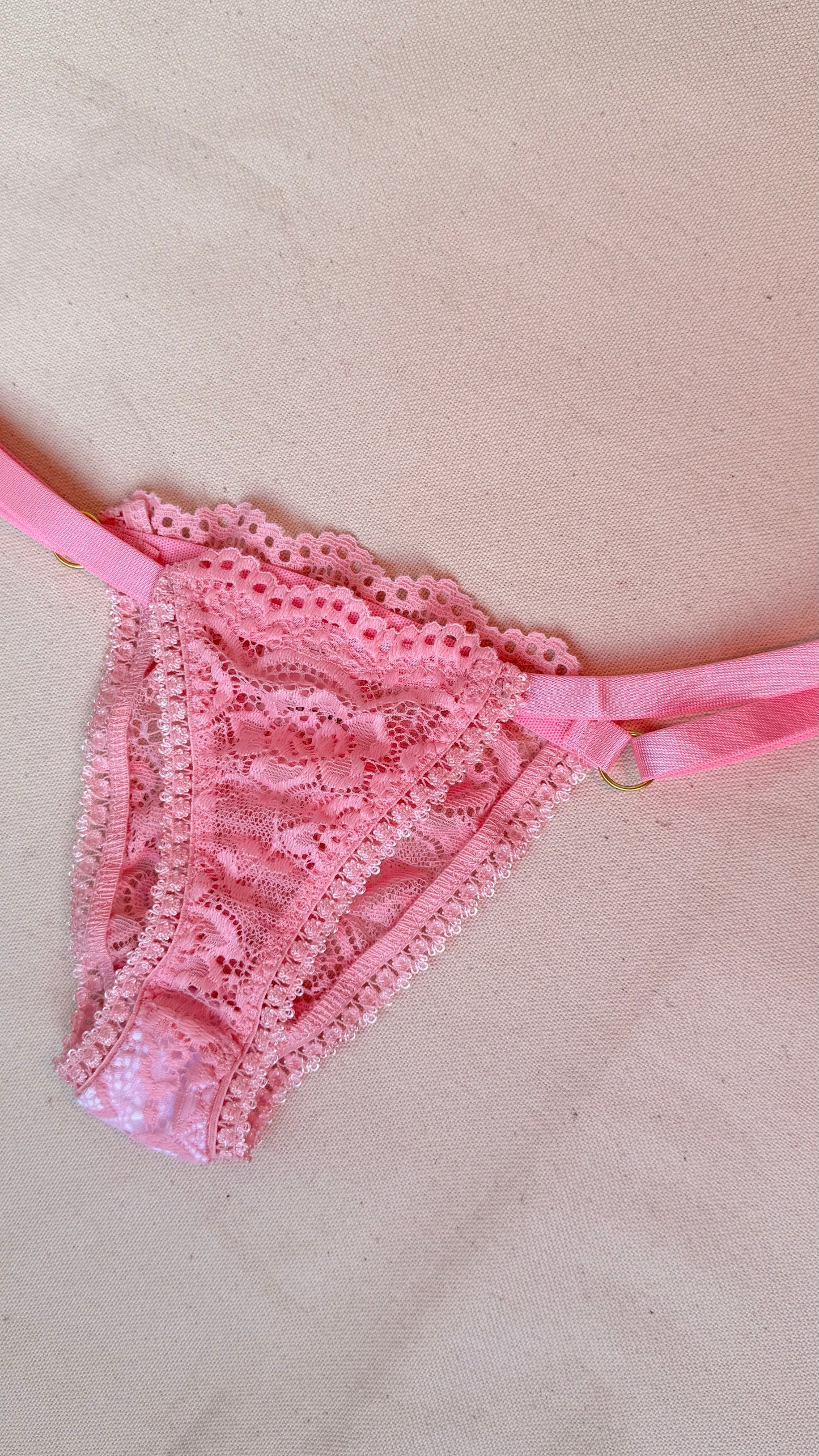 Pack 2 Calcinhas Fio Dental em Renda Primavera | Azul Bebé e Rosa Bebé com Ajuste Flexível